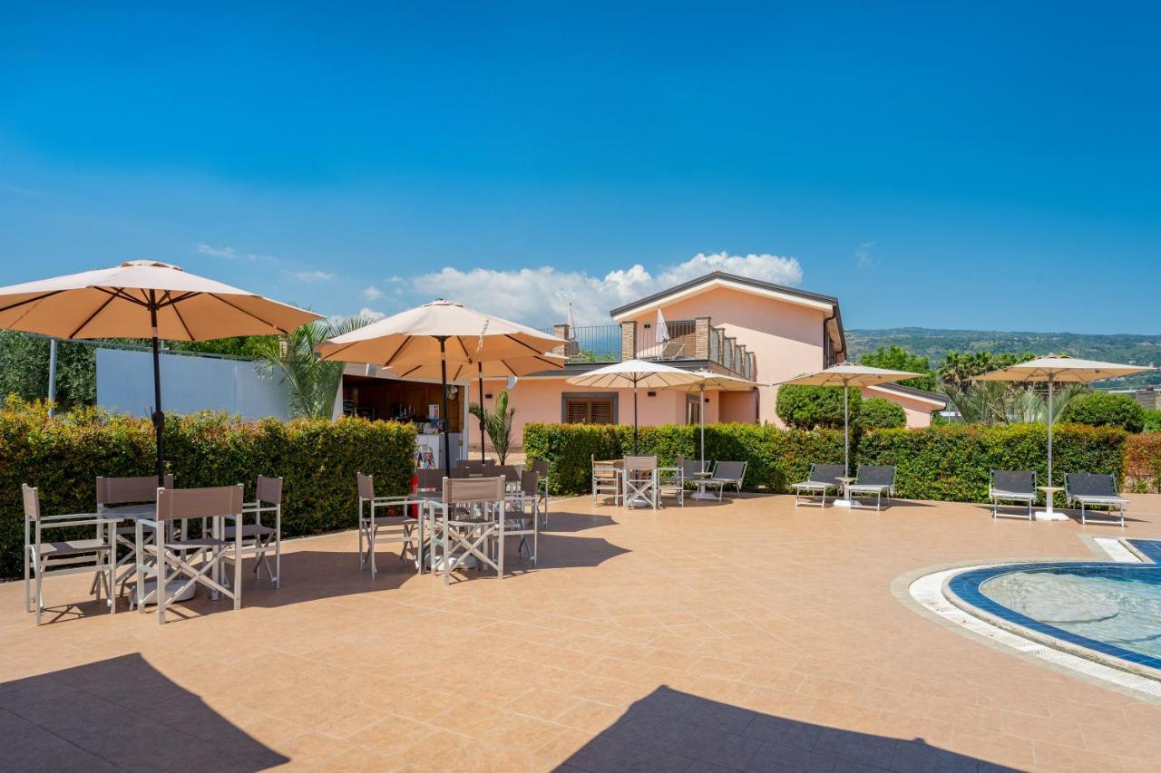 Il Giardino Country Holiday With Pool Taormina Eksteriør bilde