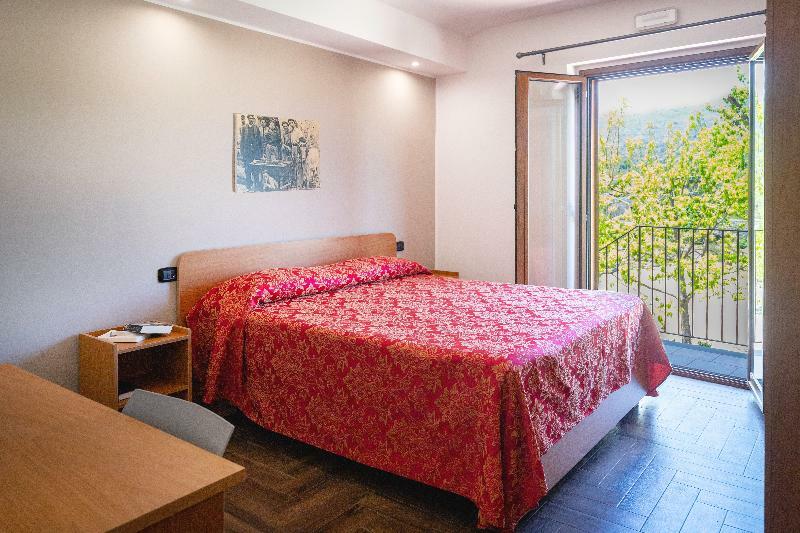 Il Giardino Country Holiday With Pool Taormina Eksteriør bilde